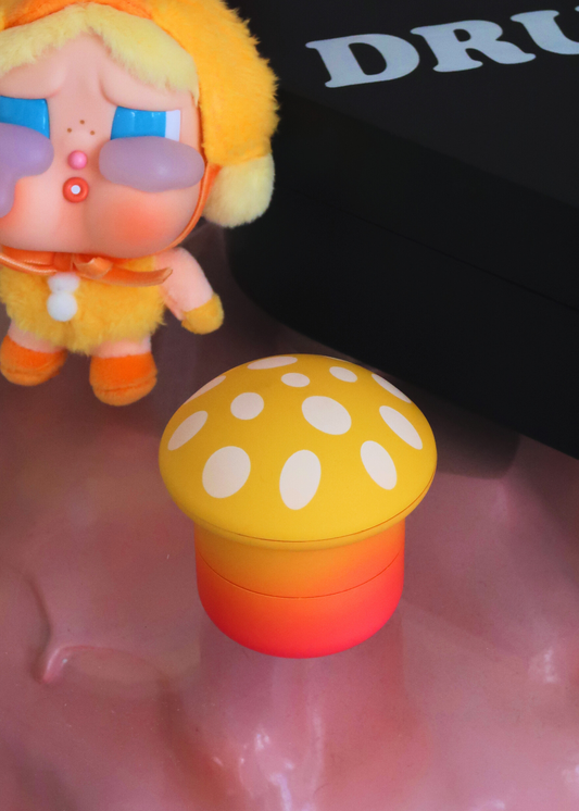 MUSHROOM DREAM GRINDER YELLOW AND ORANGE MATTE