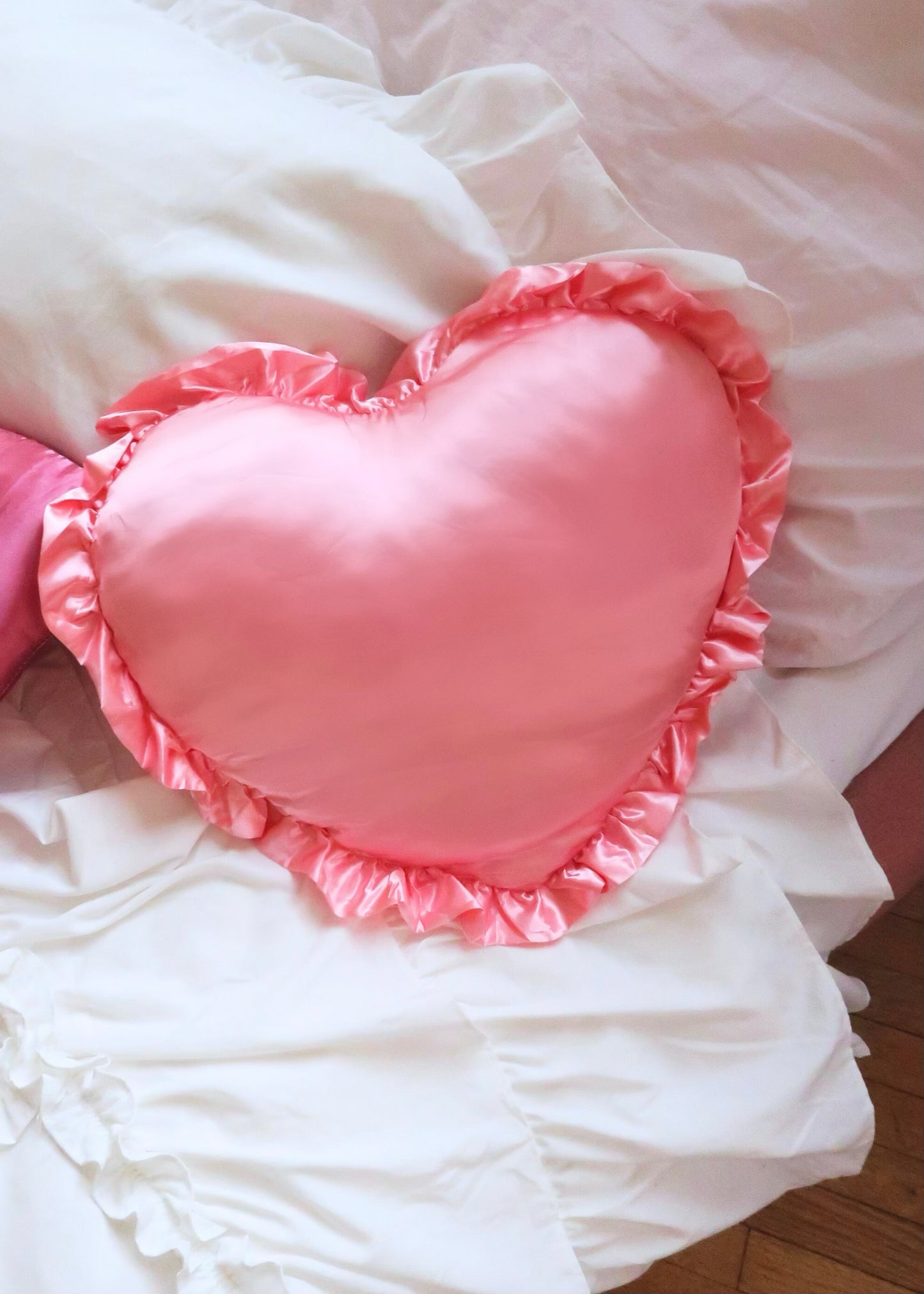 LIGHT PINK SATIN HEART PILLOW