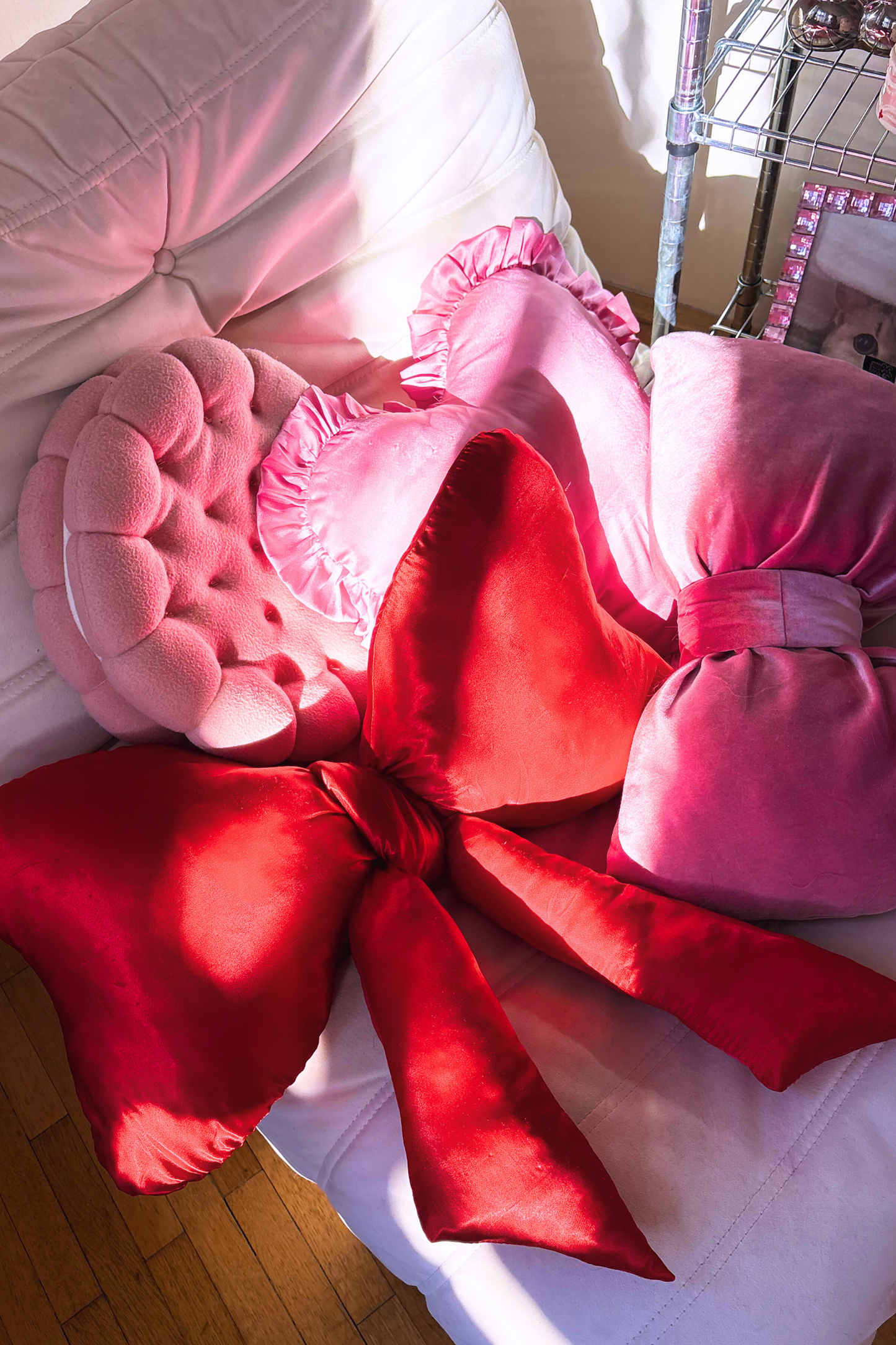 RED SATIN BOW PILLOW