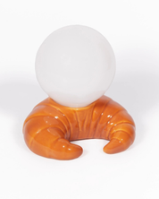 CROISSANT LAMP - lampička ve tvaru croissantu