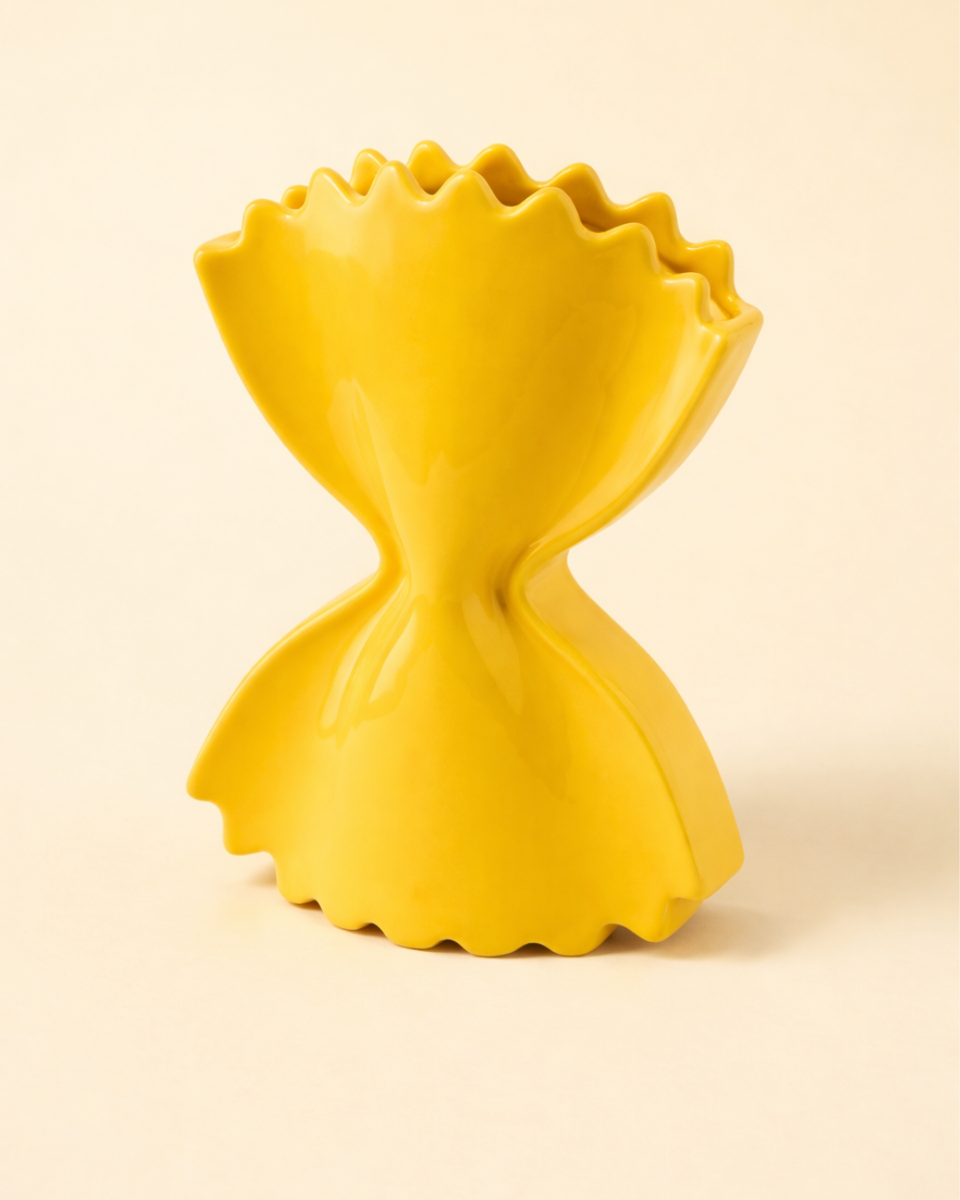 WHIMSICAL PASTA VASE - váza ve tvaru těstoviny