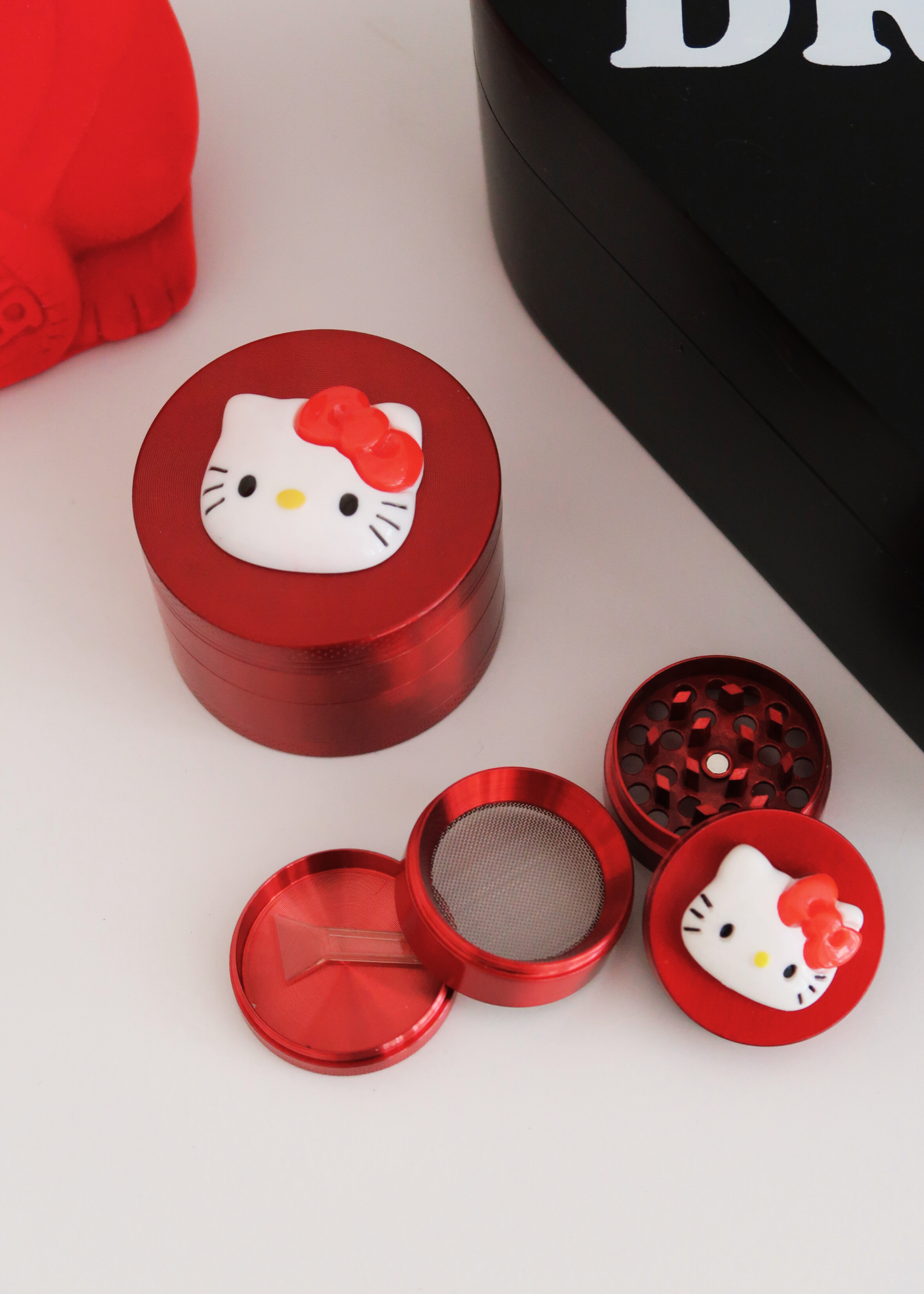 40MM RED GRINDER WITH HELLO KITTY