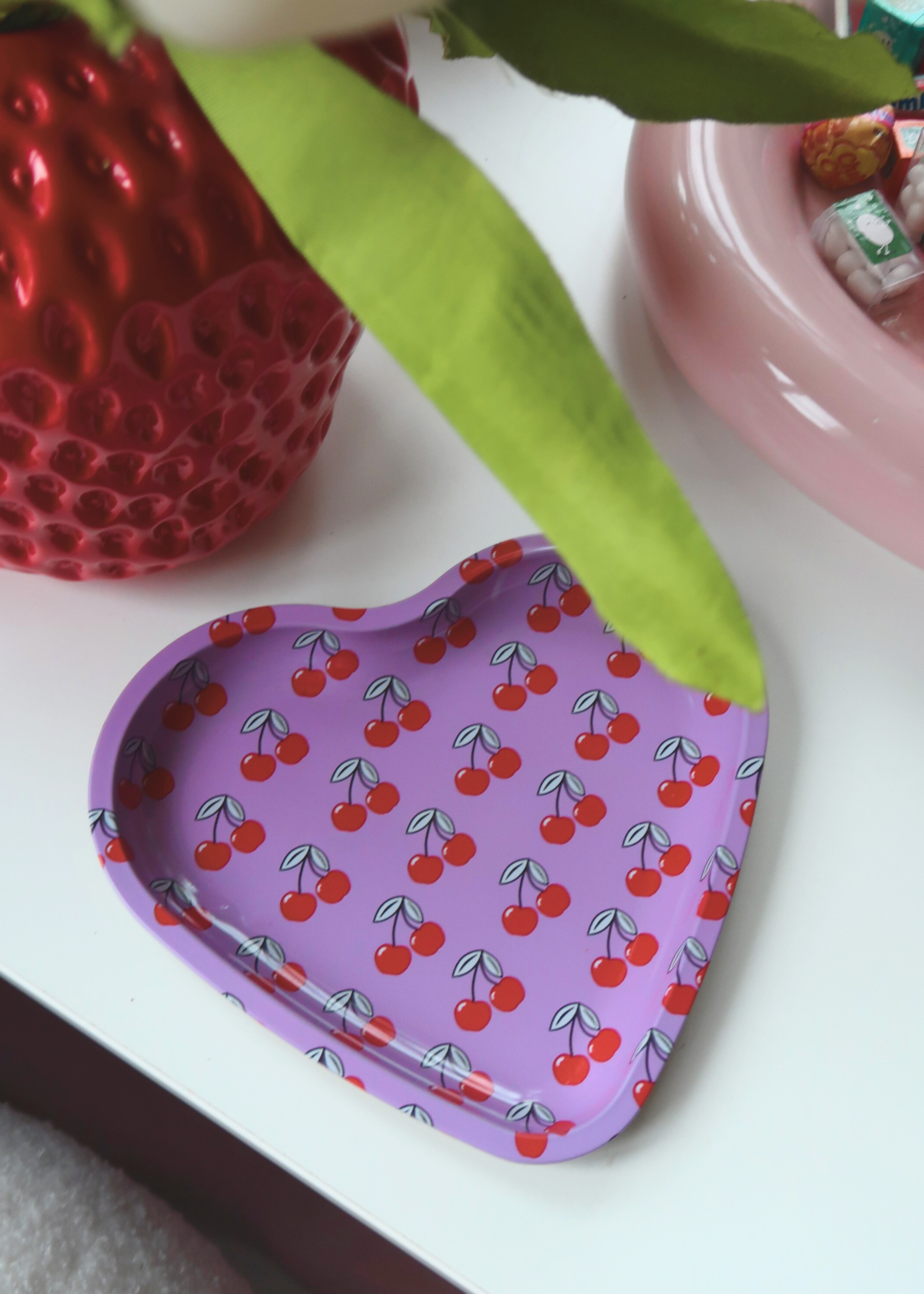 CHERRY ROLLING TRAY/ASHTRAY HEART