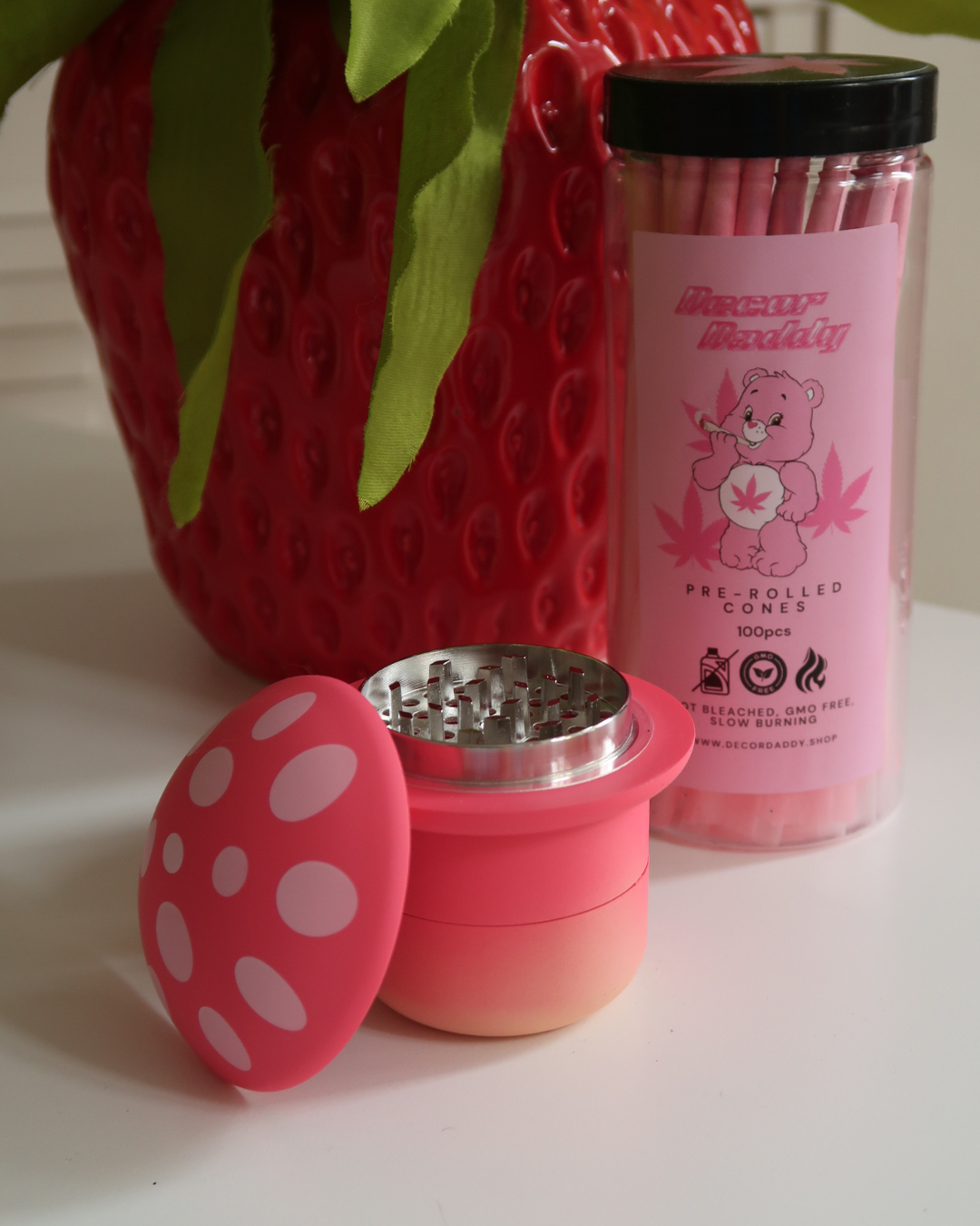 MUSHROOM DREAM GRINDER RED AND YELLOW MATTE