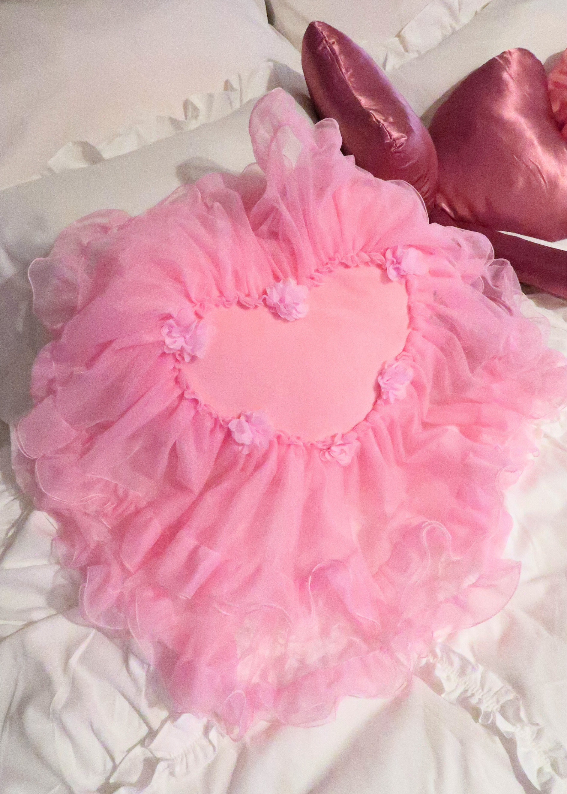 HOT BERRY HEART PILLOW WITH A SKIRT