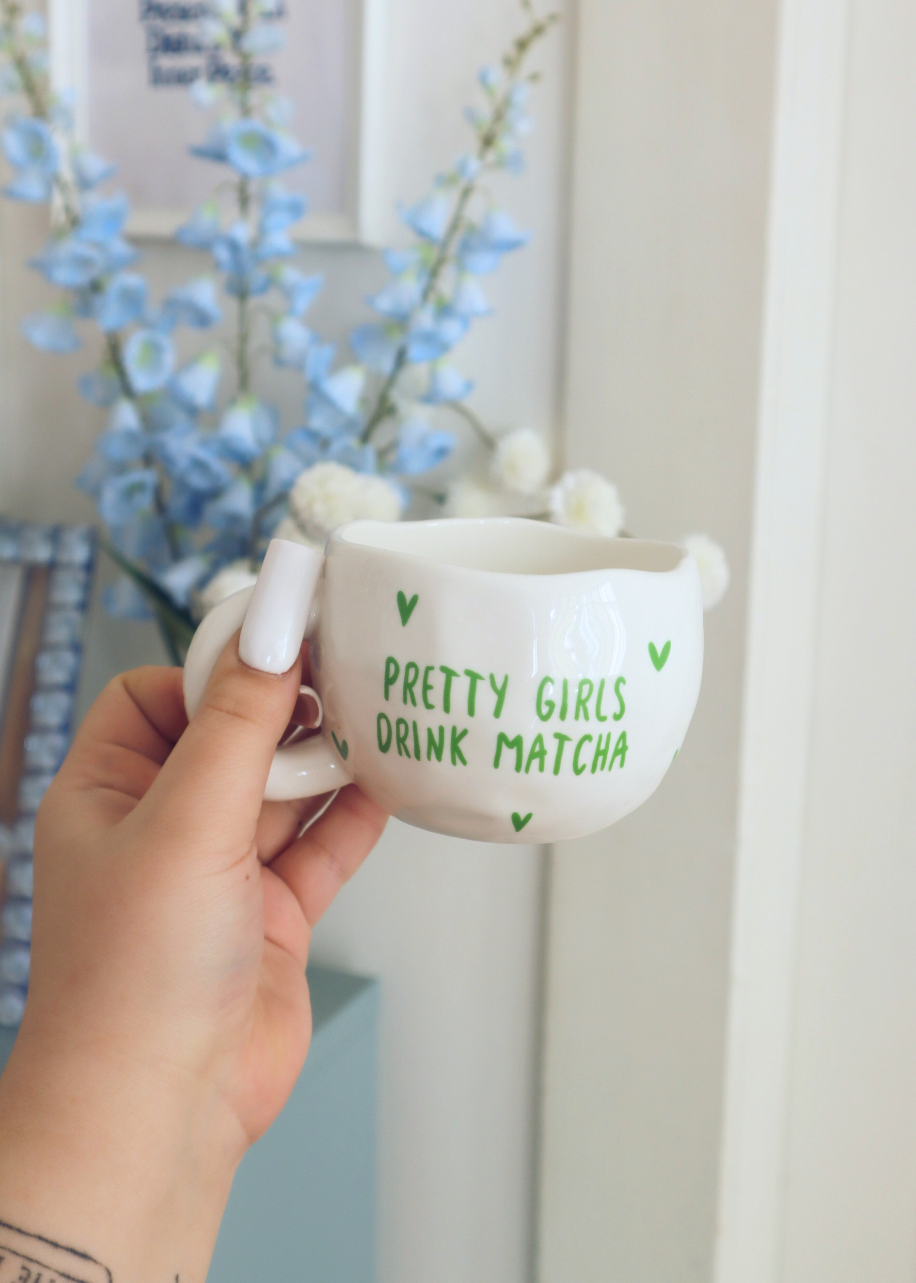 PRETTY GIRLS DRINK MATCHA MUG