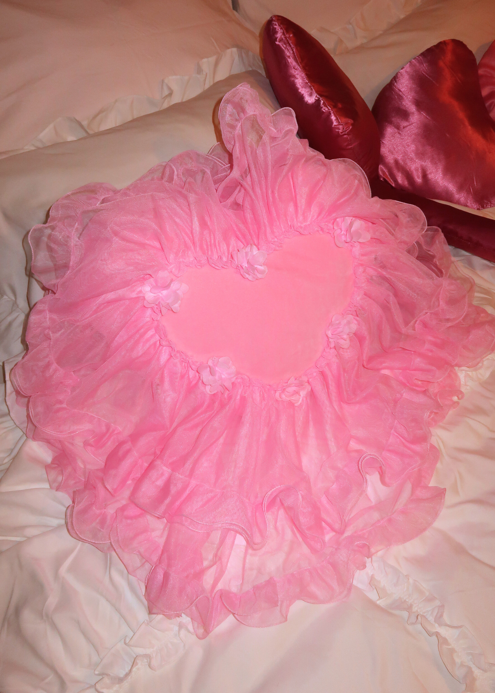 HOT BERRY HEART PILLOW WITH A SKIRT