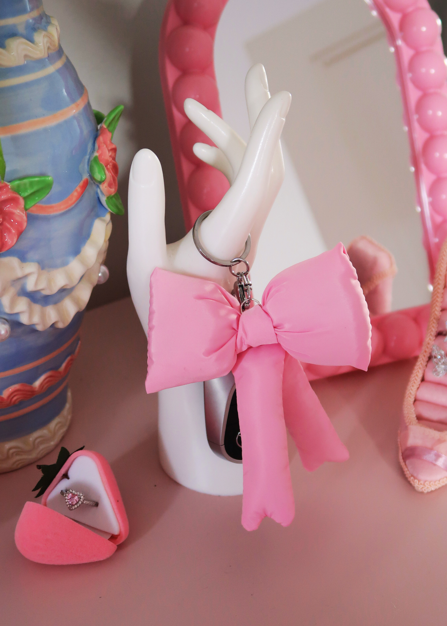 SOFT SQUISHY PINK BOW keychain