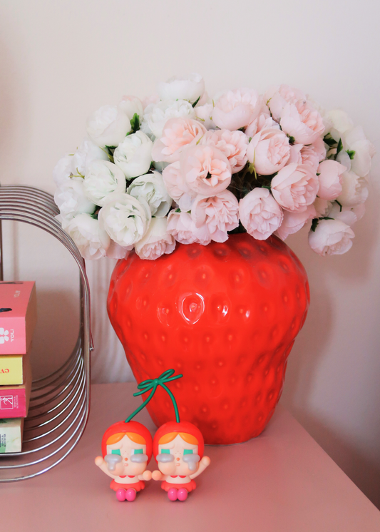 STRAWBERRY VASE RED