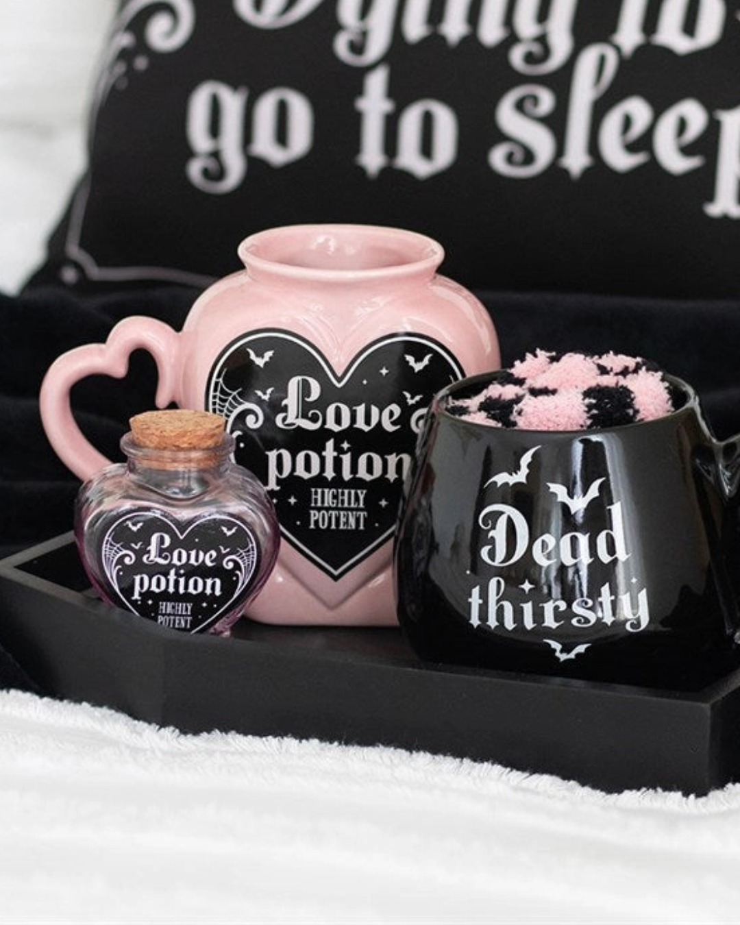 LOVE POTION hrníček 350ml