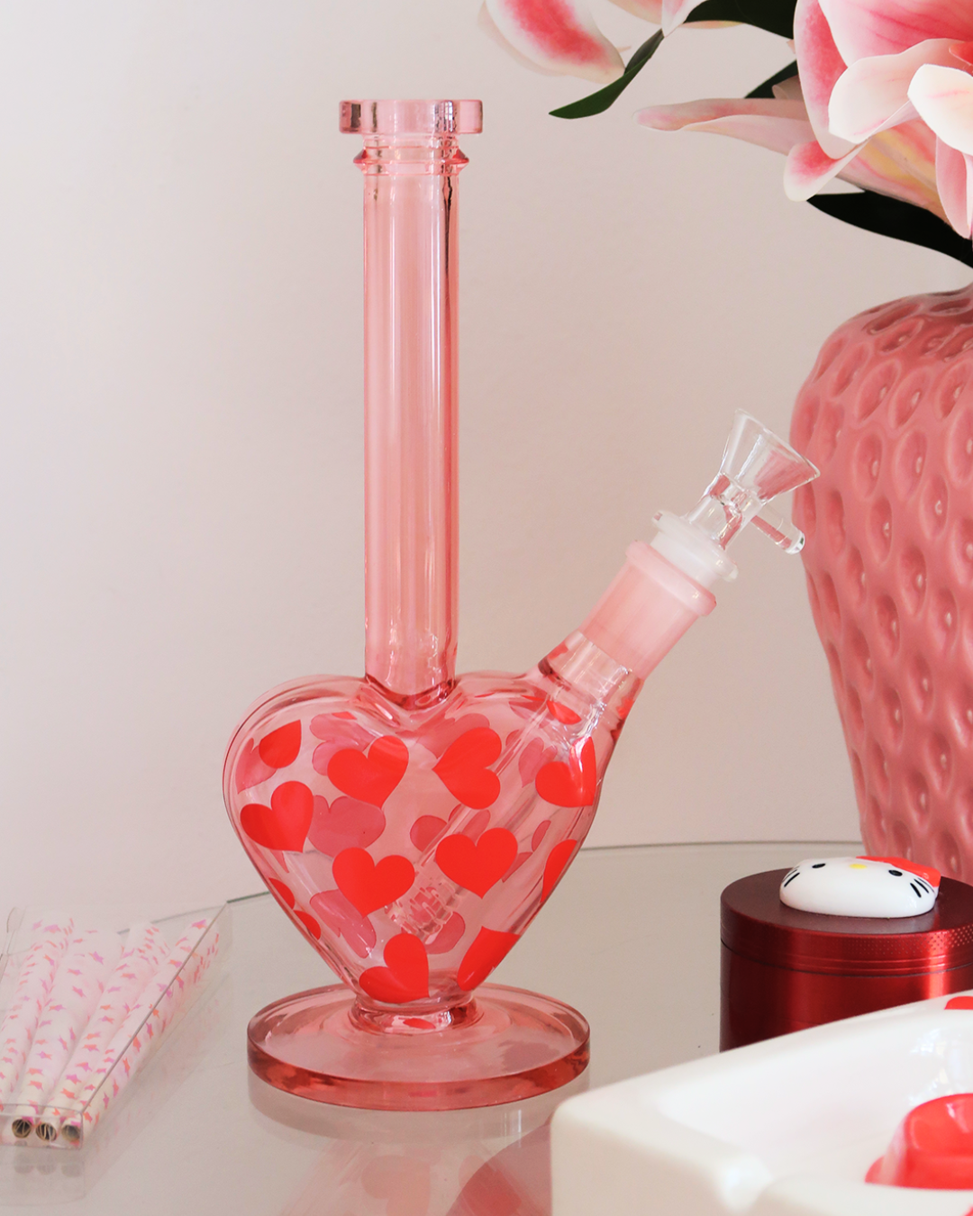 HEART SHAPED BUBBLER WITH RED HEARTS