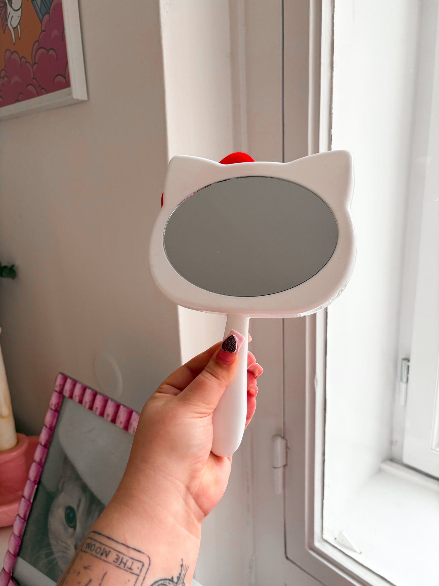 SANRIO HELLO KITTY WHITE hand mirror