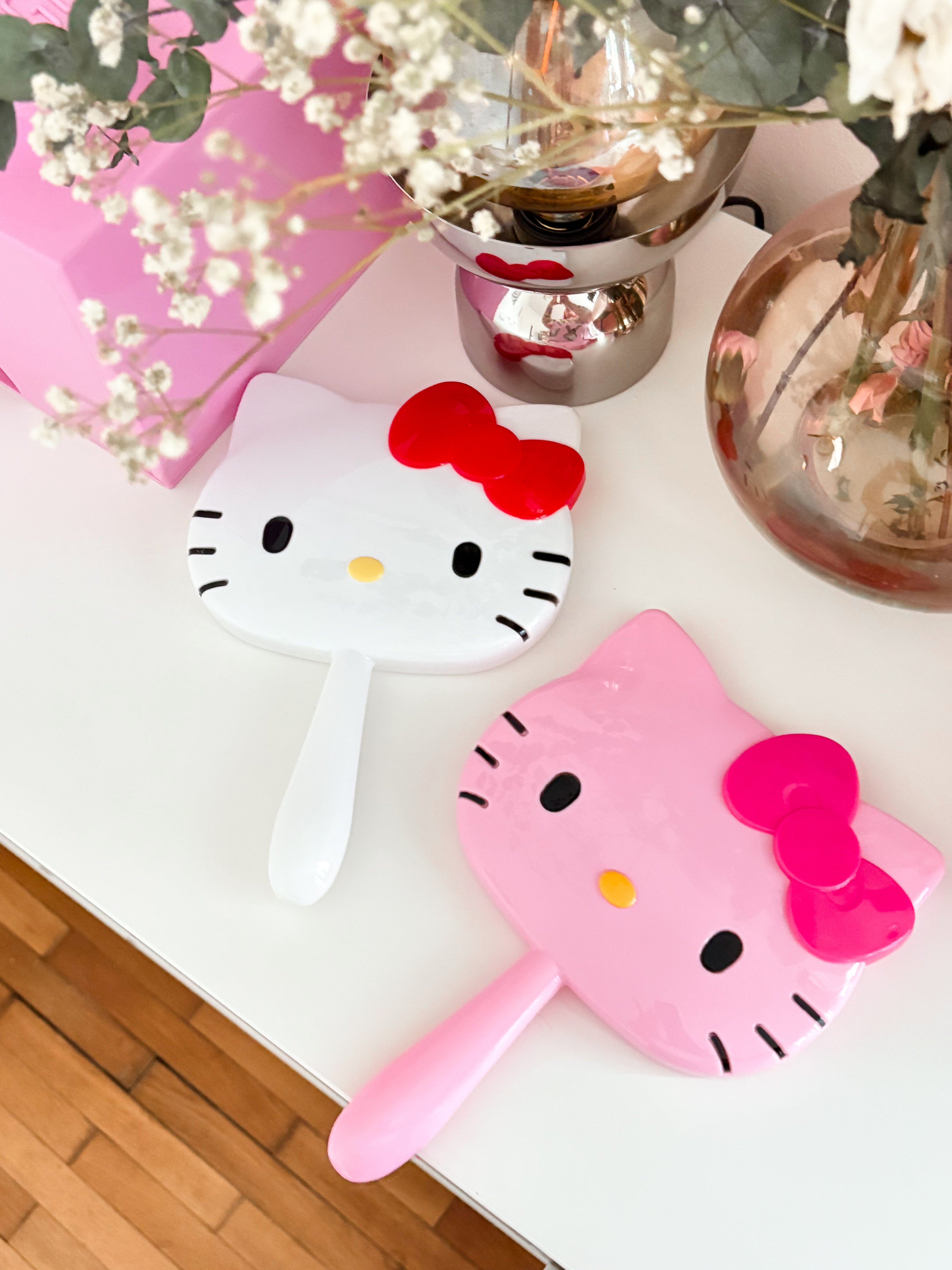 SANRIO HELLO KITTY PINK hand mirror