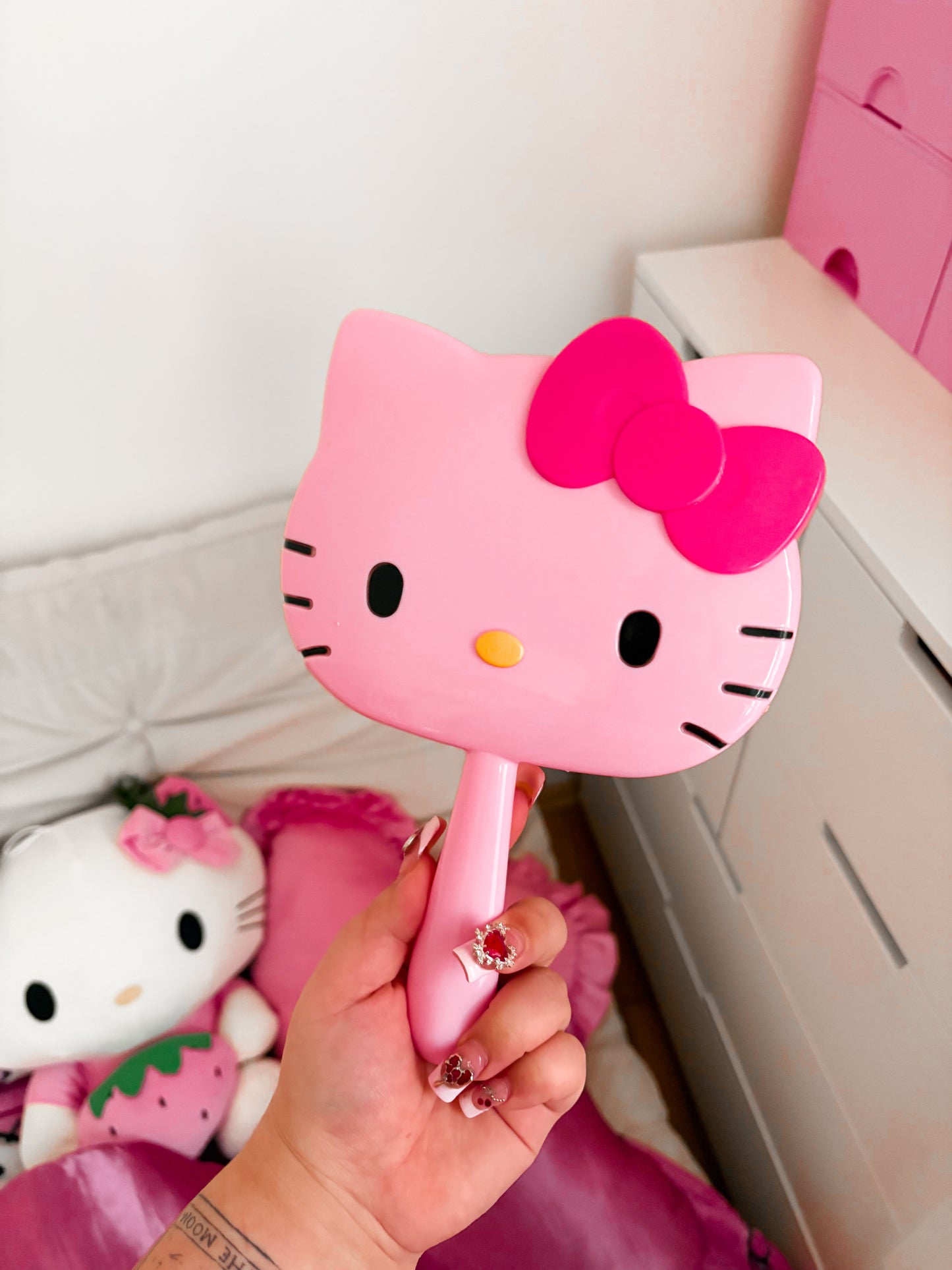 SANRIO HELLO KITTY PINK hand mirror