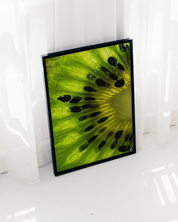 KIWI MACRO art print